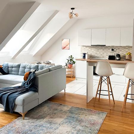 Downtown D21 Appartement Boekarest Buitenkant foto